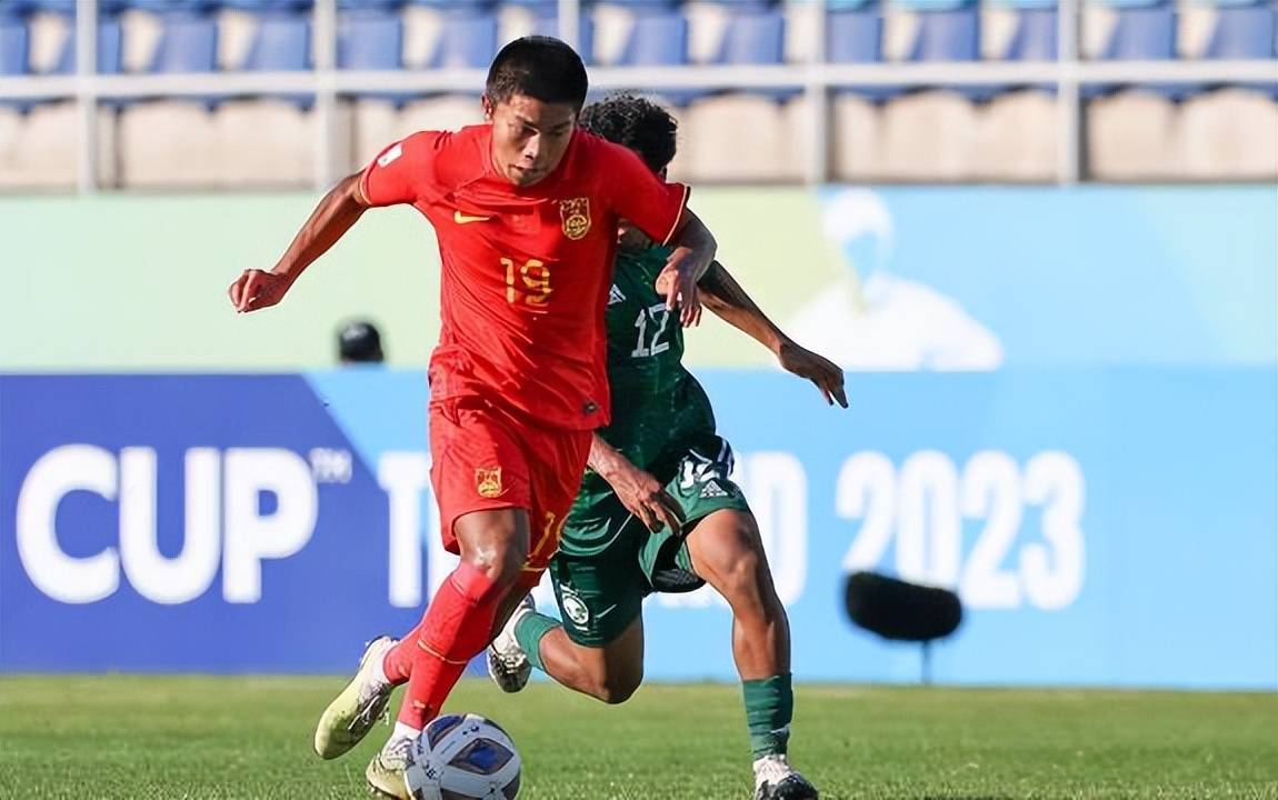 喜讯！上港俱乐部高层亲自去西甲上门运作蒯纪闻留洋，已有俱乐部报价